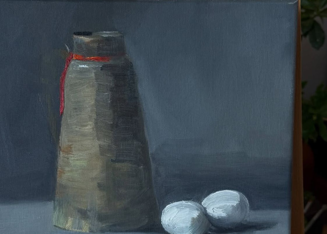 Jug and Garlic, 2024. Oil on canvas.